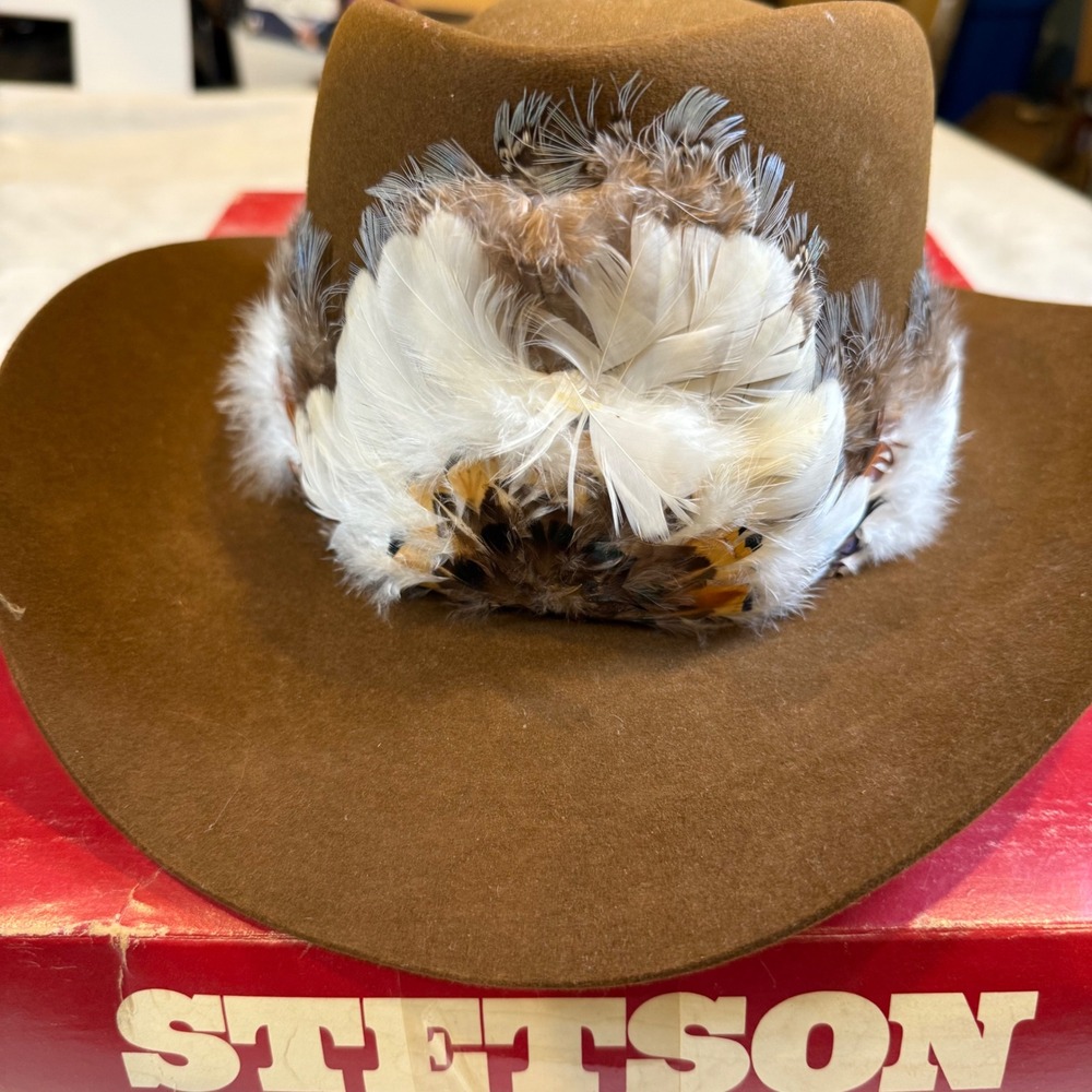 Vintage Stetson 3X Beaver Brown Fur Felt Cowboy Hat with Feather Band Size 7 - Picture 3 of 9